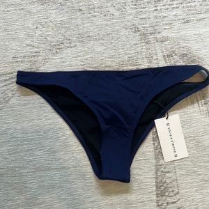 NWT. Solid and Striped bikini bottom, Navy. Size M.